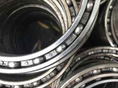 東遼縣21j01價(jià)格軸承ntn 和nsk 軸承哪個(gè)好